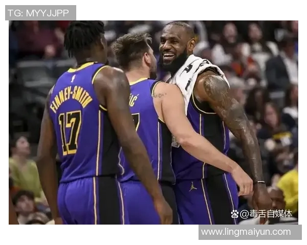 2月26日湖人与灰熊的精彩对决视频直播全程回顾与分析 2月26日湖人与灰熊的精彩对决视频直播全程回顾与分析